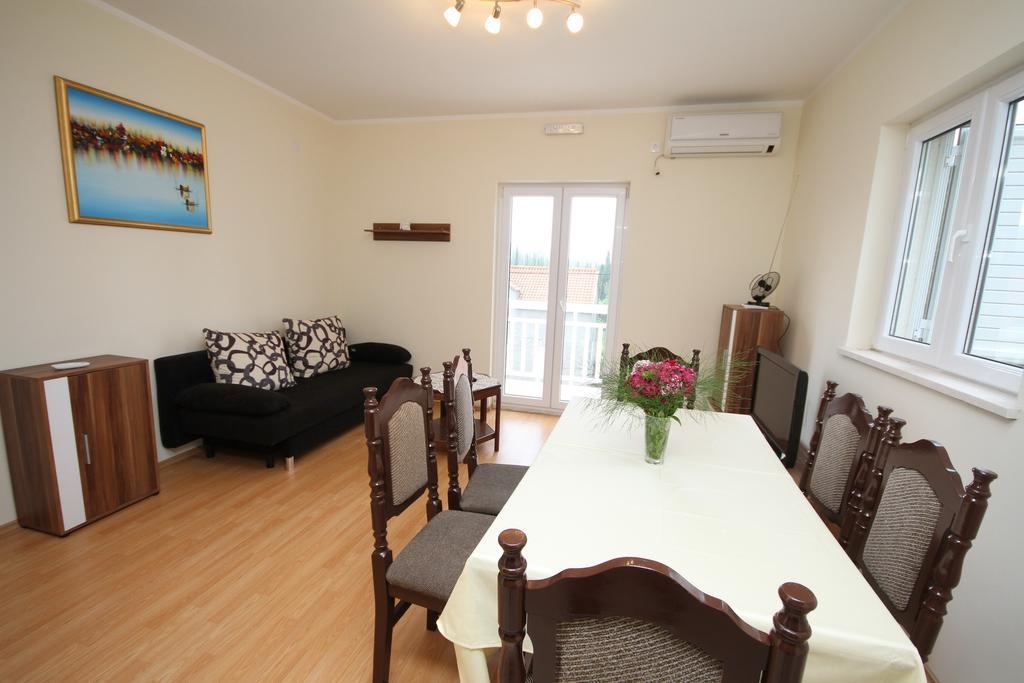 Apartment Franusic Čilipi Екстериор снимка